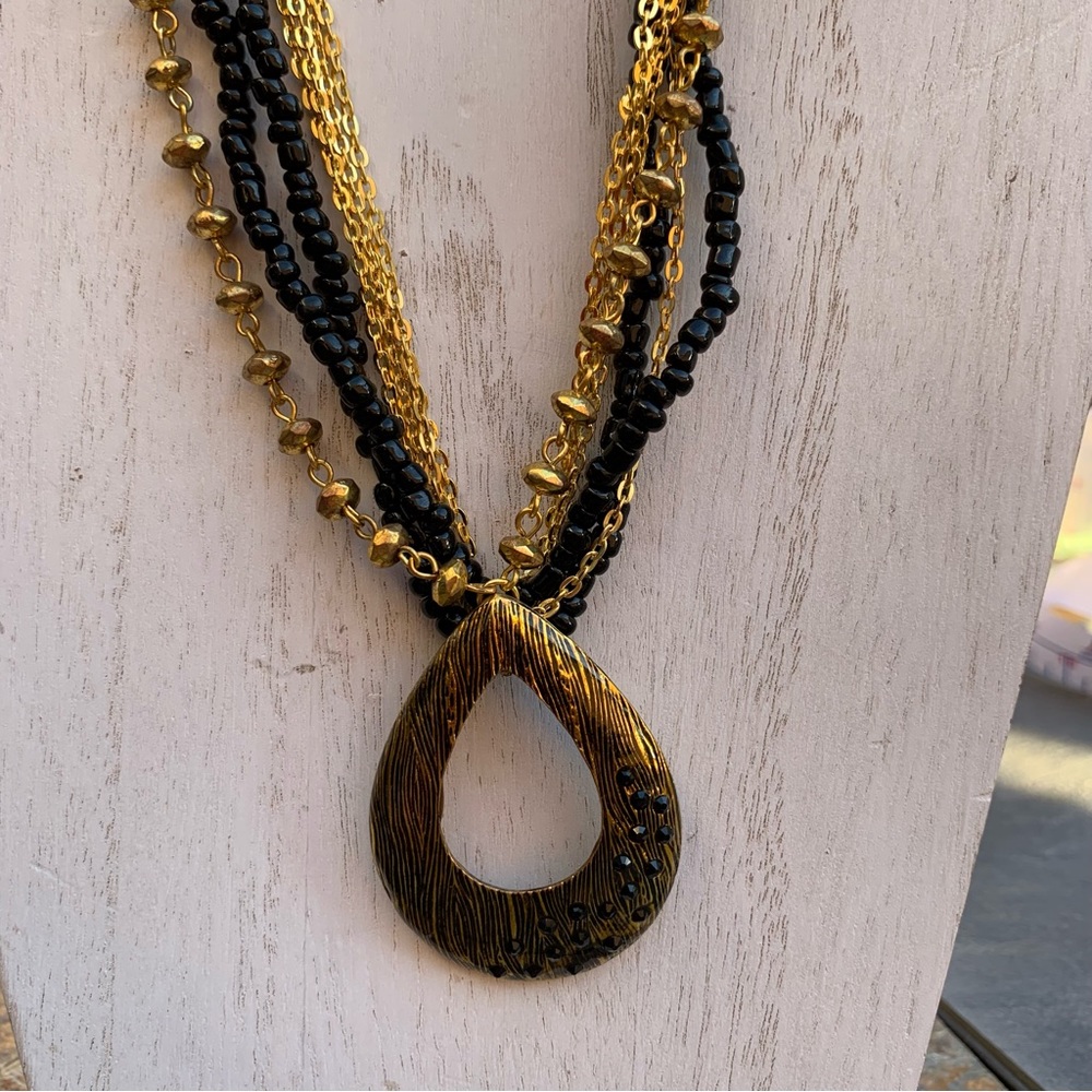 NWT Draper’s and Damon’s Necklace Gold and Black 20”